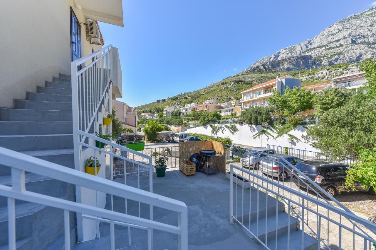 Apartments Marsela Tucepi Exterior photo