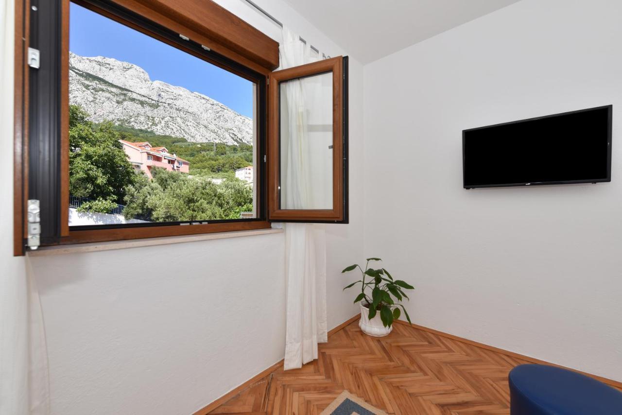 Apartments Marsela Tucepi Exterior photo